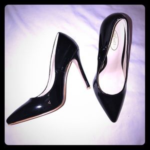 Classic Black Patent Pump